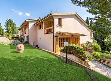 Green holiday home with terrace and views - 18