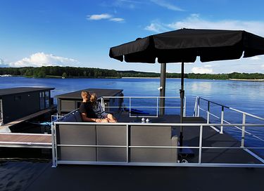 Bateau-maison avec toit terrasse et hottub - 5