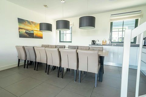 Ruim appartement met balkon voor 12 personen - 5