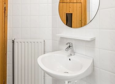 Vrijstaande bungalow met sauna en tuin - 9