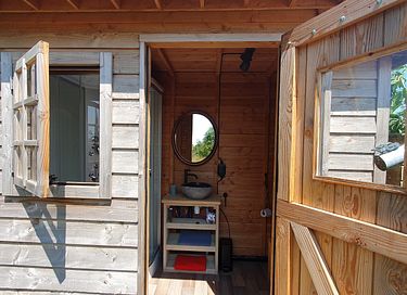 Glamping-Zelt mit Whirlpool und toller Aussicht - 16