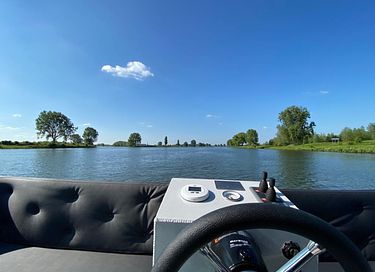 Je eigen hotelkamer, drijvend in de haven! - 13