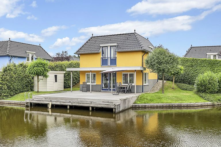 Vrijstaande 6-persoons bungalow aan het water - 1