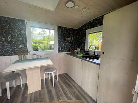 Cozy Tiny House for 2 People - 4