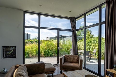 Moderne Ferienwohnung im Ferienpark am Meer - 4
