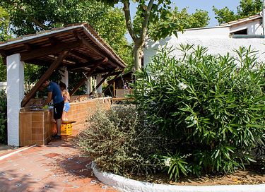 5-person glamping tent on the Costa Brava - 32