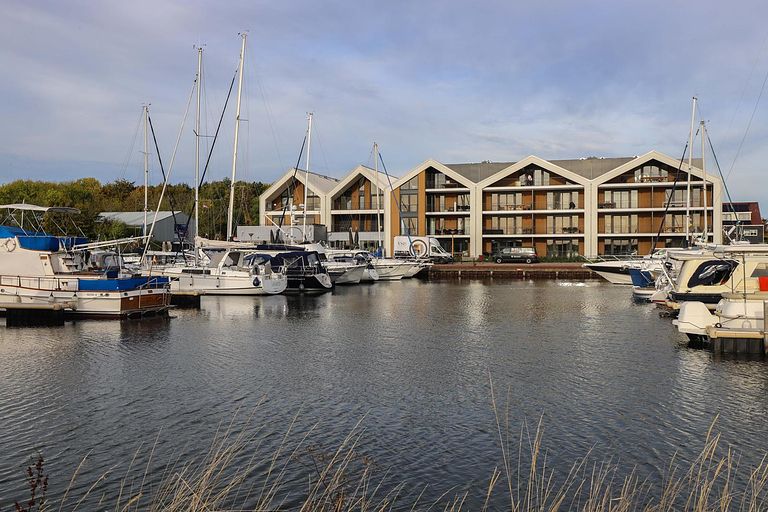 Stylish waterfront accommodation in Zeeland - 1
