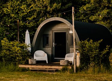 Staying overnight in a Pod - Camping pods & tiny pods for rent