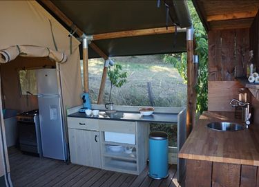 Tente safari de luxe avec vue imprenable - 8