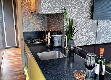 Luxury houseboat in nature reserve - 5