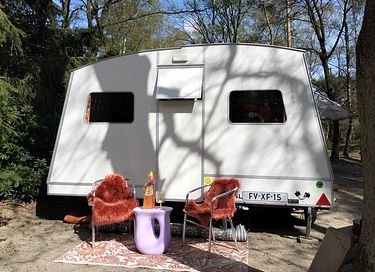 Spend the night in a vintage folding caravan - 3