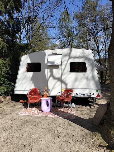 Spend the night in a vintage folding caravan - 3