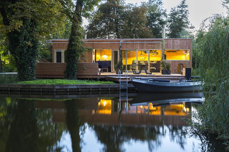 Schöne Hütte am Wasser in Rotterdam - 1