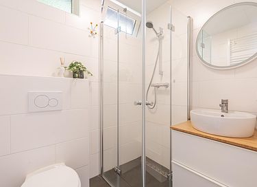 Attractive holiday home near swimming lake - 14