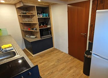 Group house with an entertainment room and a sauna - 18