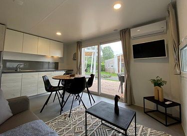 Tiny house (4p) on watery vacation park - 3