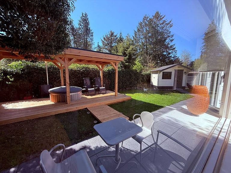 Chalet mit Whirlpool und geschlossenem Garten - 1