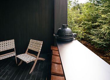 Cabine miroir unique au bord de l'eau - 19