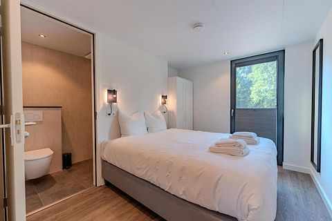Overnight stay for 2 with private hot tub - 5
