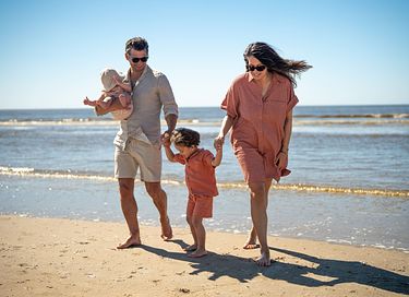 Romantische Momente am Strand genießen - 25