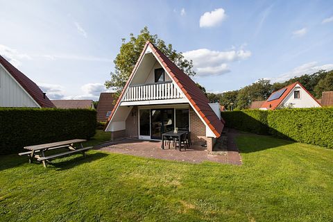 A Lovely Holiday Home in the Drenthe Countryside - 3