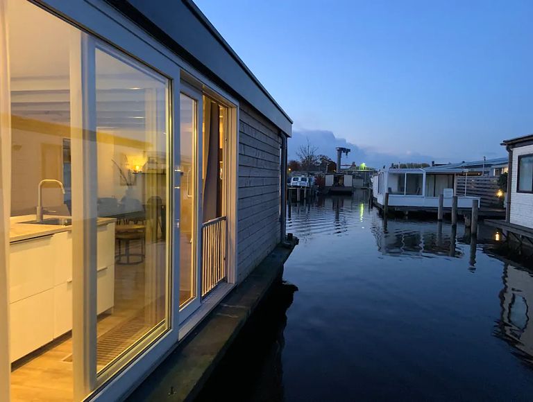 Unieke overnachting op het water - 1