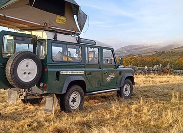 Abenteuer im Landrover mit Zelt auf dem Dach - 1