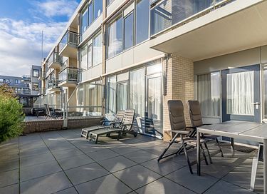 Comfortable apartment by the sea