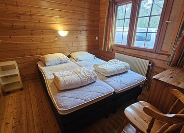 Grande maison en bois dans la forêt avec sauna privé - 10