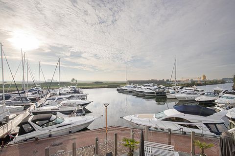 Luxury apartment on marina in Zeeland - 2