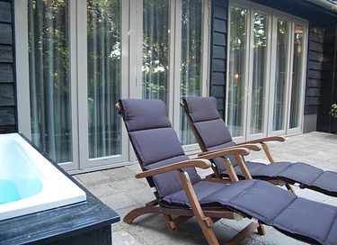 Logement de vacances confortable avec piscine extérieure - 15