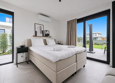 Luxuriöse Villa mit Whirlpool, Sauna und Steg - 10