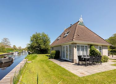 Vrijstaand vakantiehuis (8p) aan het water - 2