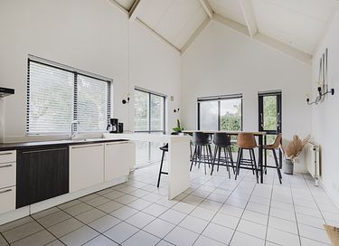 Geräumige Gruppenunterkunft mit überdachter Terrasse - 9