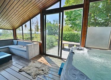 Logement de vacances avec jacuzzi (9p) - 6