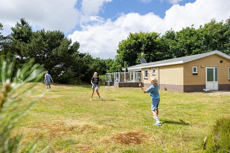Ruime gezinsbungalow op Ameland, hond welkom - 1
