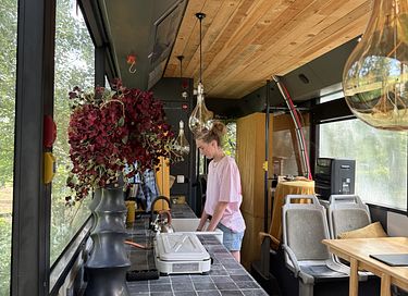 Hébergement spécial dans un bus avec jacuzzi - 12