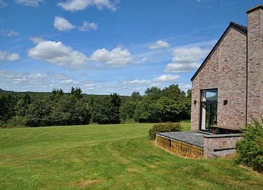 Maison familiale avec vue dans les Ardennes - 18