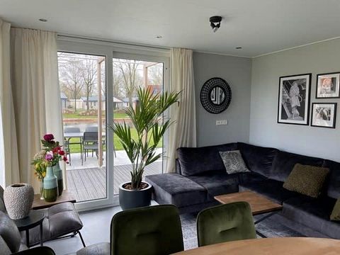 Holiday home for 8 by the water - 5