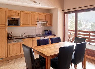 penthouse met bergzicht en balkon - 13