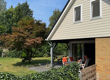 Vakantiehuis (6p) vlak bij Drentse bossen