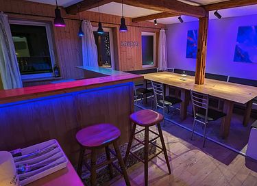 Group house with an entertainment room and a sauna - 7