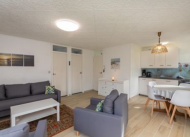 Vacation home near a large lake in Zeeland - 7