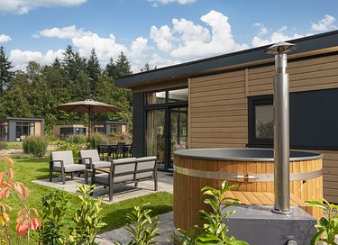 Luxe lodge met hottub op de Veluwe