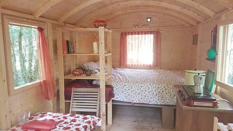 Prachtige pipowagen in de Franse natuur - 4