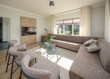 Luxury group accommodation with sauna and hot tub - 8