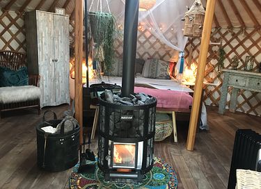 Romantische Yurt met hottub - 5
