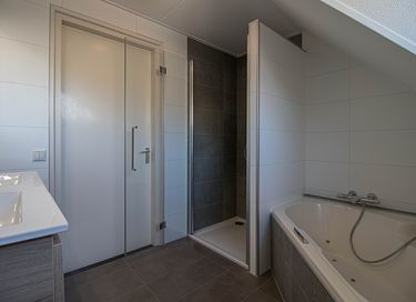 Luxe cottage (6p) aan het water - 20