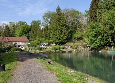 Floating Tiny House in the Champagne region - 15