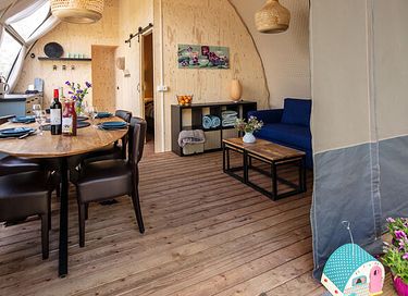 Tente glamping de luxe au bord d'un lac avec vue - 5